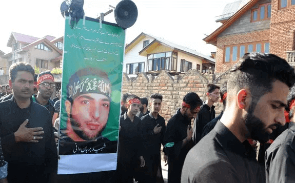 Kashmir-Procession