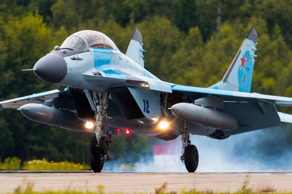 MiG-35