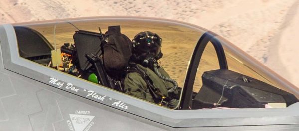 F-35_pilot