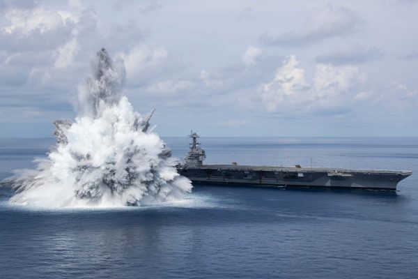 US Aircraft Carrier ‘Survives’ A Massive 40,000-Pound Explosion Near ...