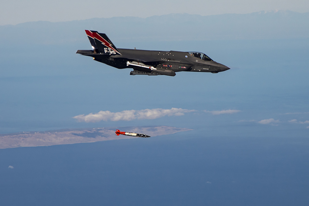 F-35-B61 nuclear bomb