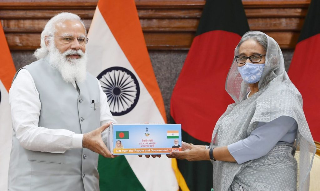 Prime Minister, Narendra Modi and Sheikh Hasina at the inauguration of various projects in Bangladesh, in Dhaka, Bangladesh. (Source: PIB)