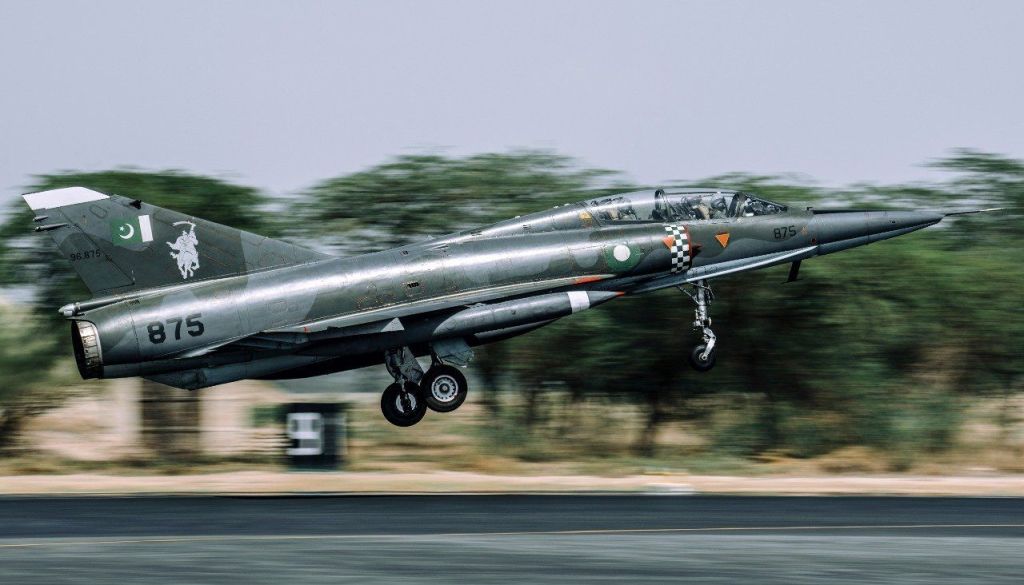 Pakistan J-10 camouflage paint scheme