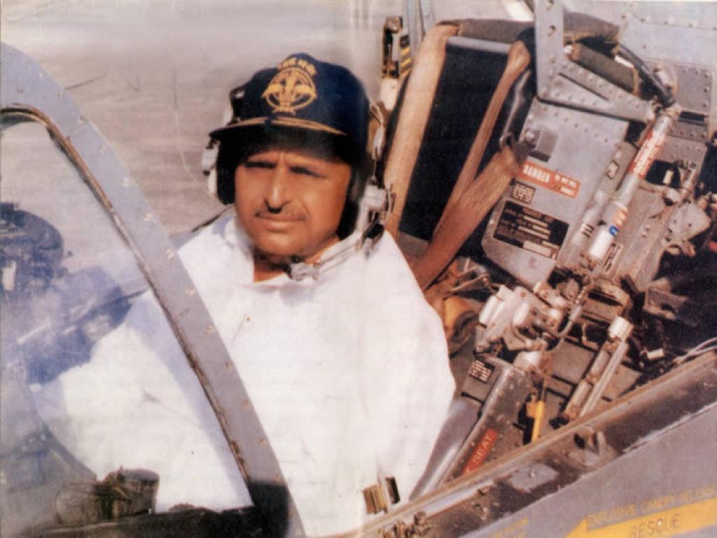 Mulayam Singh Yadav Defence Minister