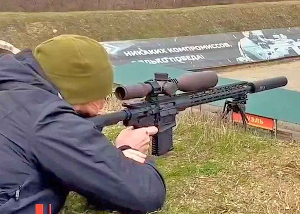 LAR-10 'Counter' sniper rifle