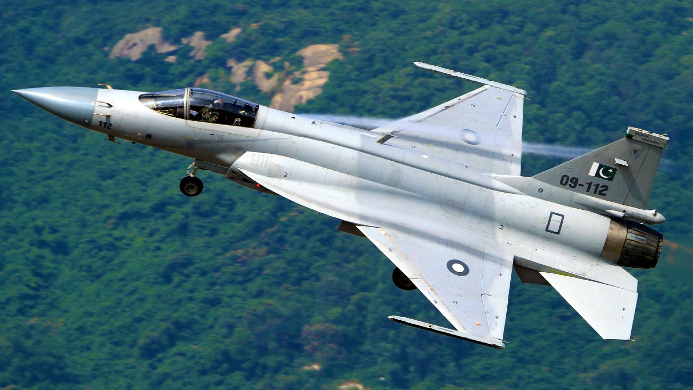 Unhappy With JF-17 Thunder Jets? Nigeria Set To Receive Italian M-346 ...