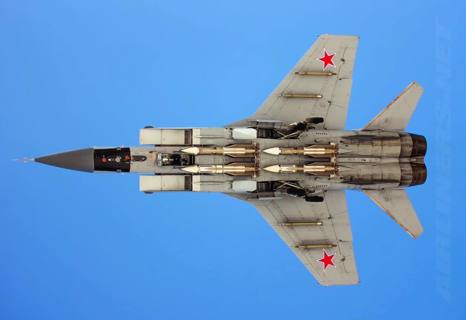 Russia’s ‘Nuclear’ Air-To-Air Missile Raises Alarm In The U.S.; Is R-33 ...