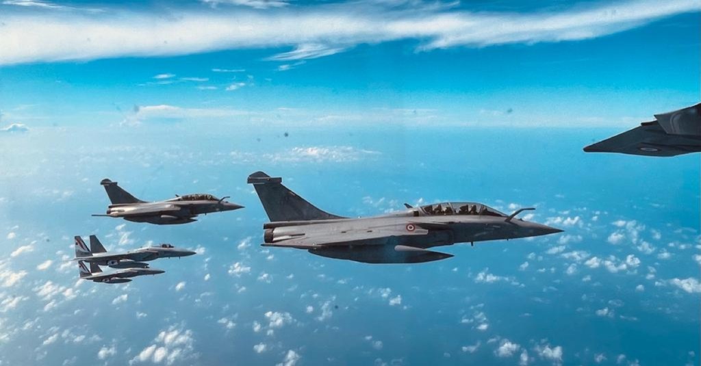 Japanese F-15s with French Rafale fighter jets