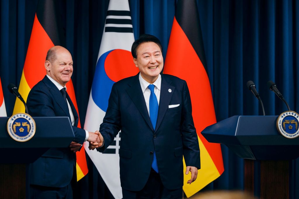 South Korean President Yoon Suk Yeol with German Chancellor Olaf Scholz