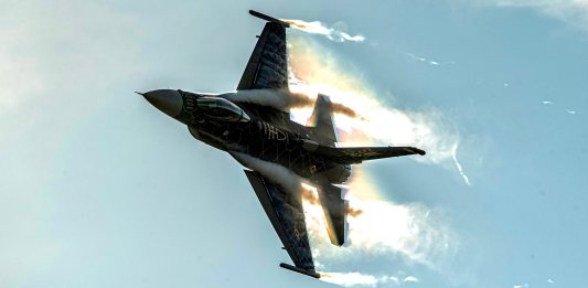 f16