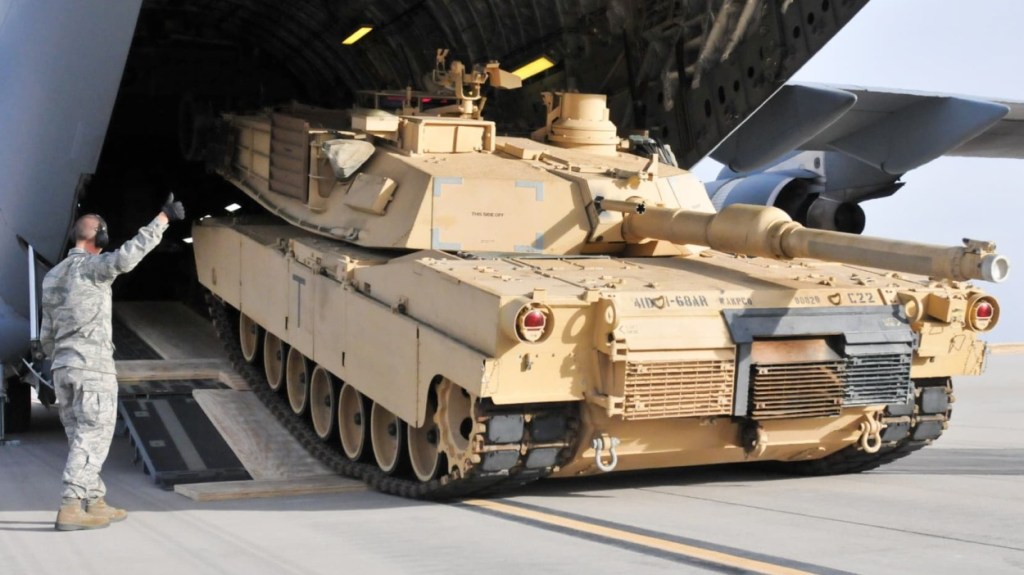 abrams tank