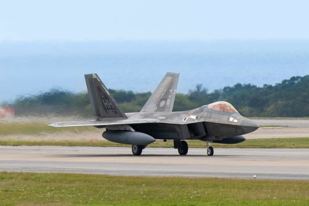 f-22