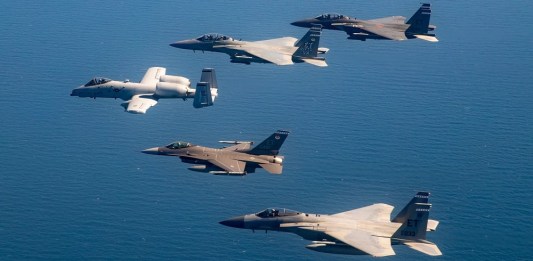US AIR FORCE DRILLS