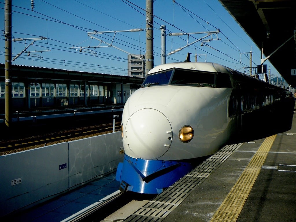 日本子弹头列车公司瞄准印度、新加坡和马来西亚铁路交易；准备对抗中国在亚洲的影响力