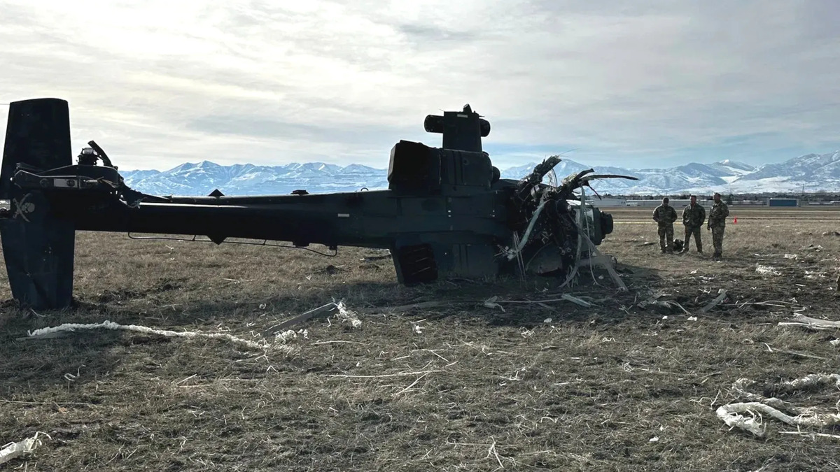 Unqualified F-35 Pilot Blamed For AH-64 Apache Chopper Crash; US Media ...