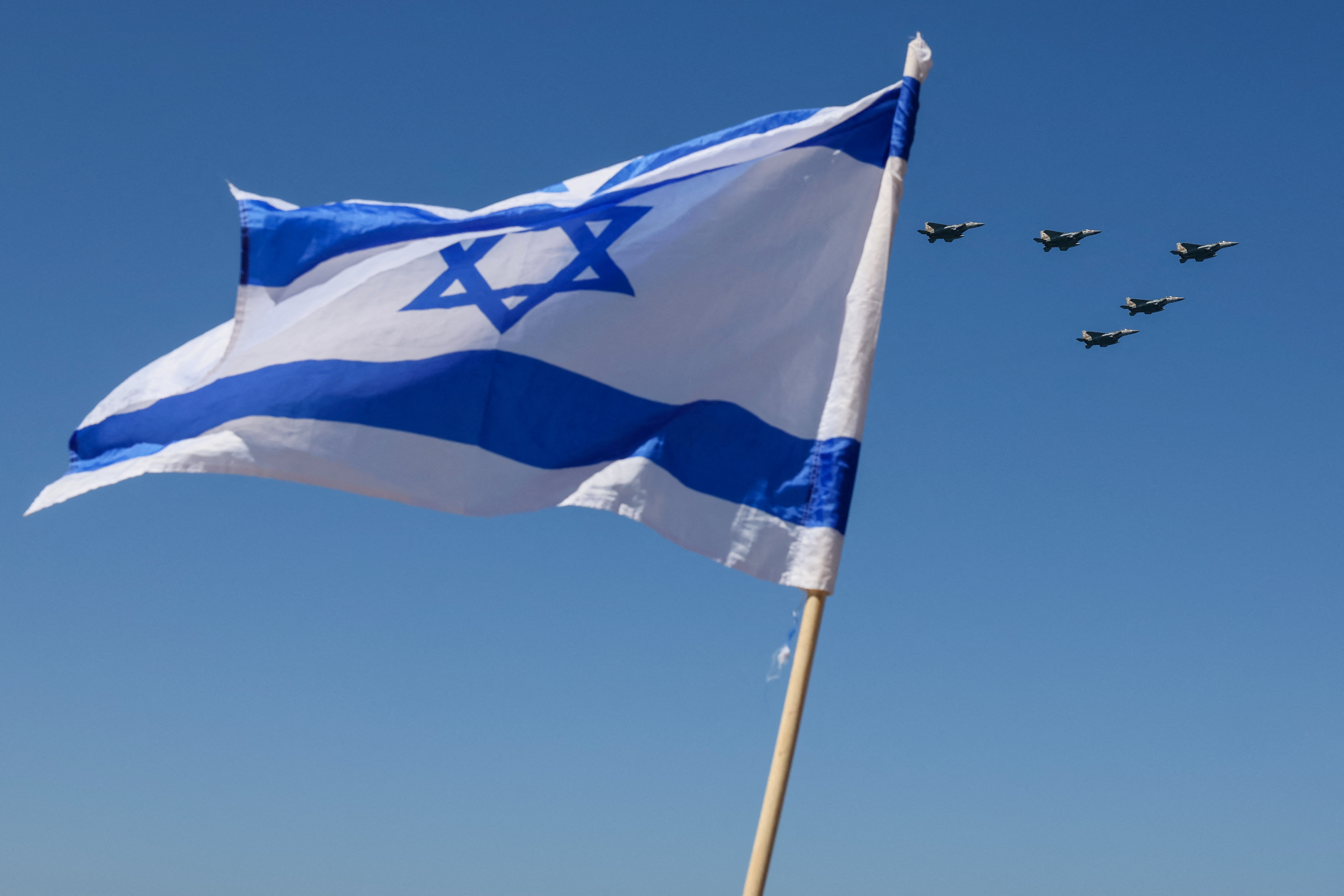 Saudi Turns To Israel For Help as Houthis Push Forward, Makkah Pact Allies Hold Back