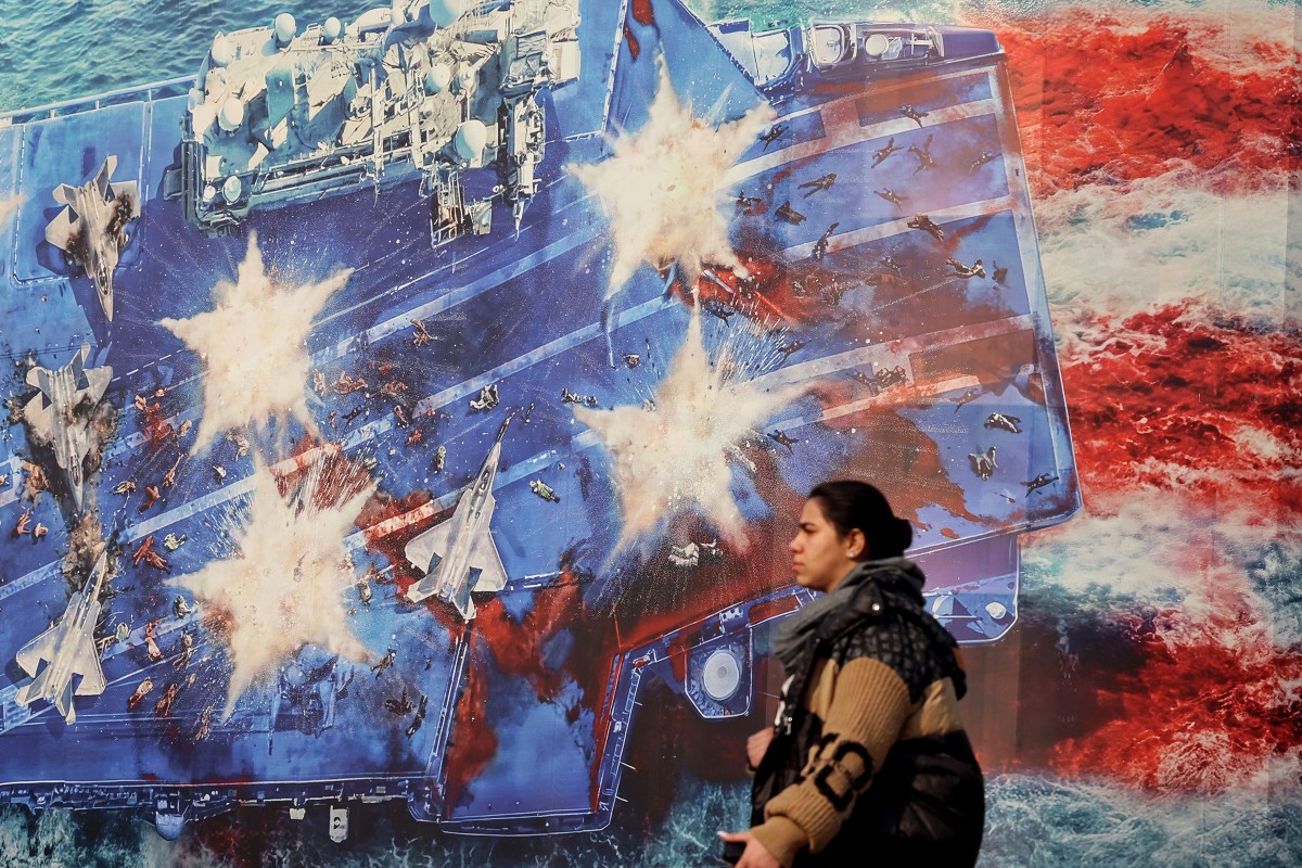 USS Abraham Lincoln CSG Arrives In Middle East; CENTCOM Says Will Boost Regional Security & Stability