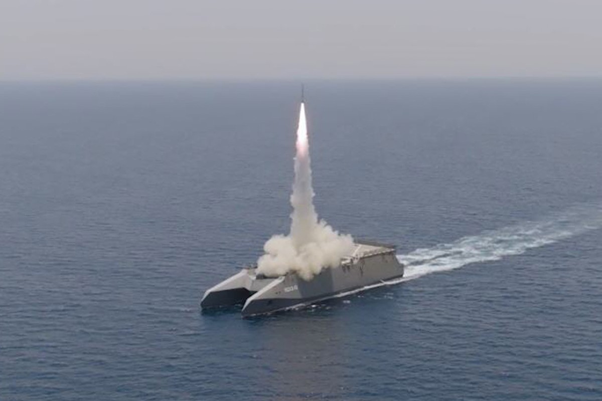 Iran Faces Nuclear Crisis: Potential for Crude Atomic Bomb After U.S.-Israeli Assault